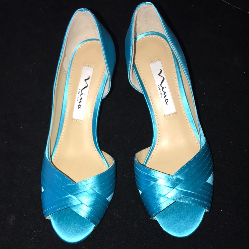 PROM Women’s NWOT NINA IN BOX Mid-Heel Contesa Pump Shoes Sz 6M